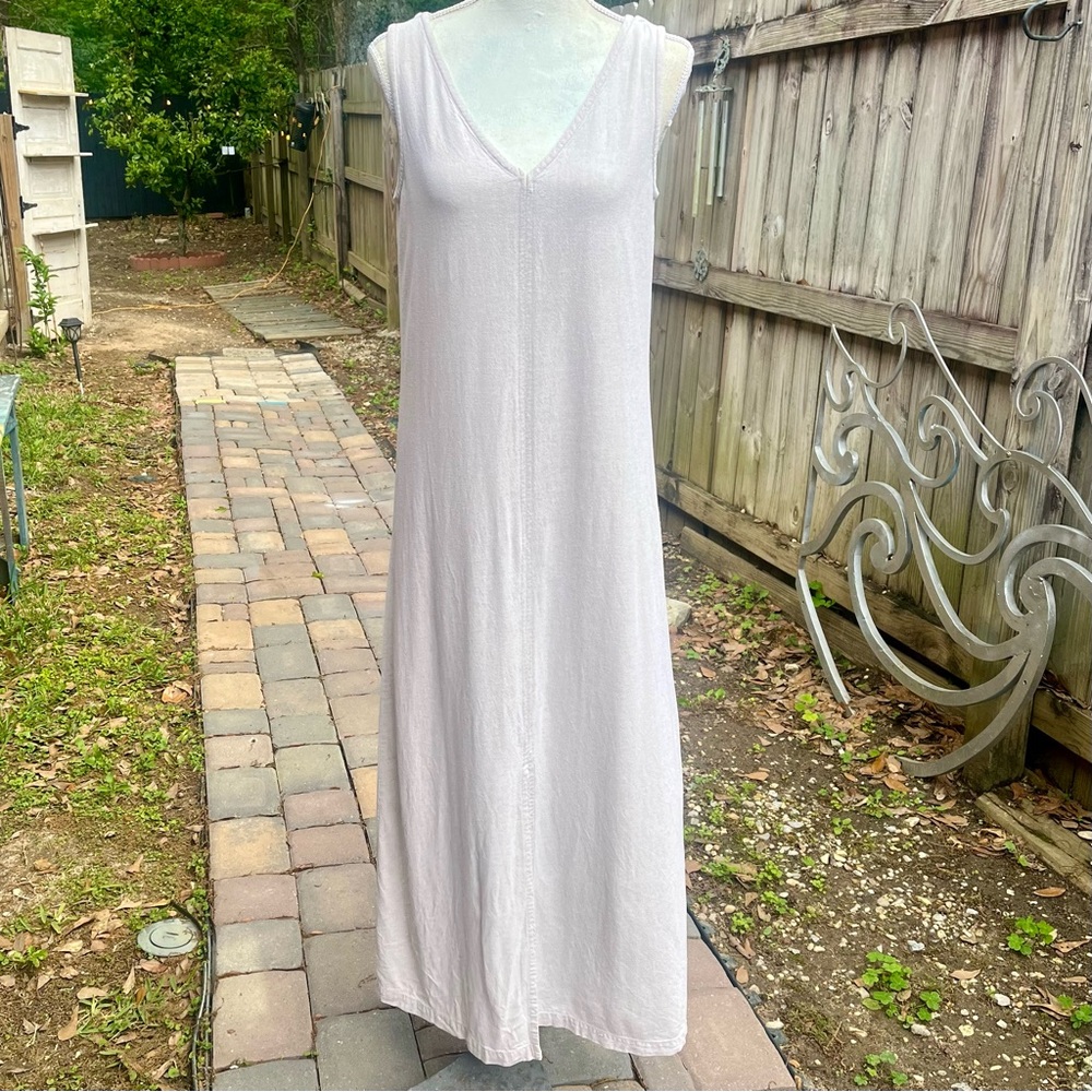 Chico’s Linen/Rayon  Dress in Light Beige; Size 0